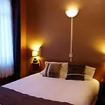 Restaurant Des Grottes Du Pech Merle Hotel 2*