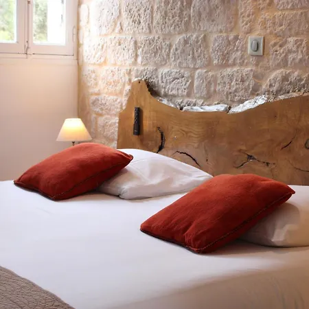 Hotel Des Grottes Hotell Cabrerets