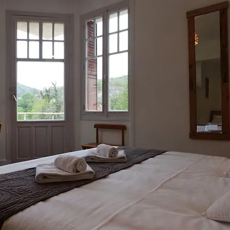 Restaurant Des Grottes Du Pech Merle Cabrerets