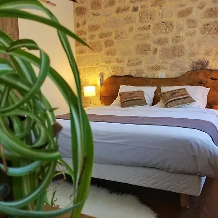 Hotell Hotel Des Grottes 2*