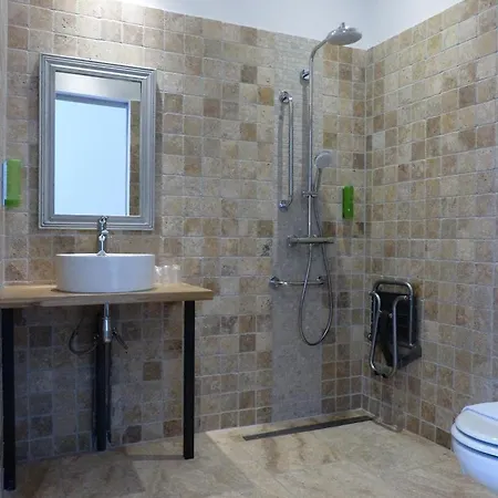 Отель Restaurant Des Grottes Du Pech Merle 2*